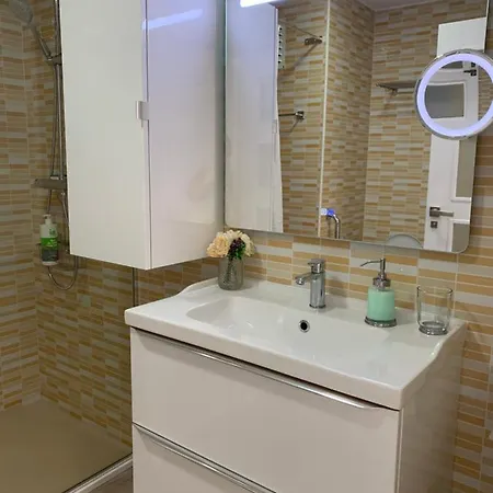 Apartamento 128 Apartment *